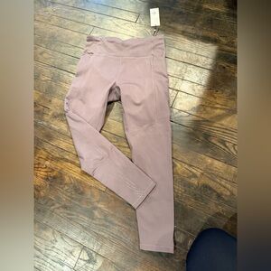 Mauve High-Waist Performance Leggings with Subtle Stitch Detail